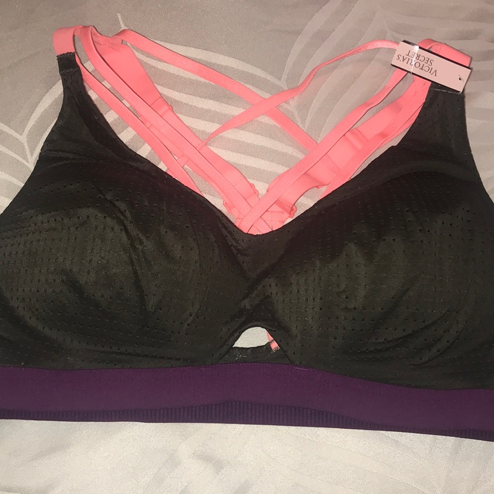 Victoria’s Secret sports bra 36 padded